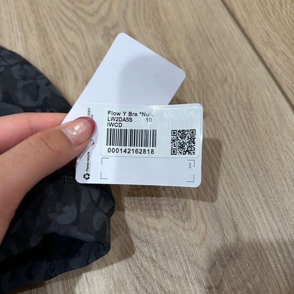 Lululemon Athletica Black Leopard Sports Bra - Picture 6 of 6